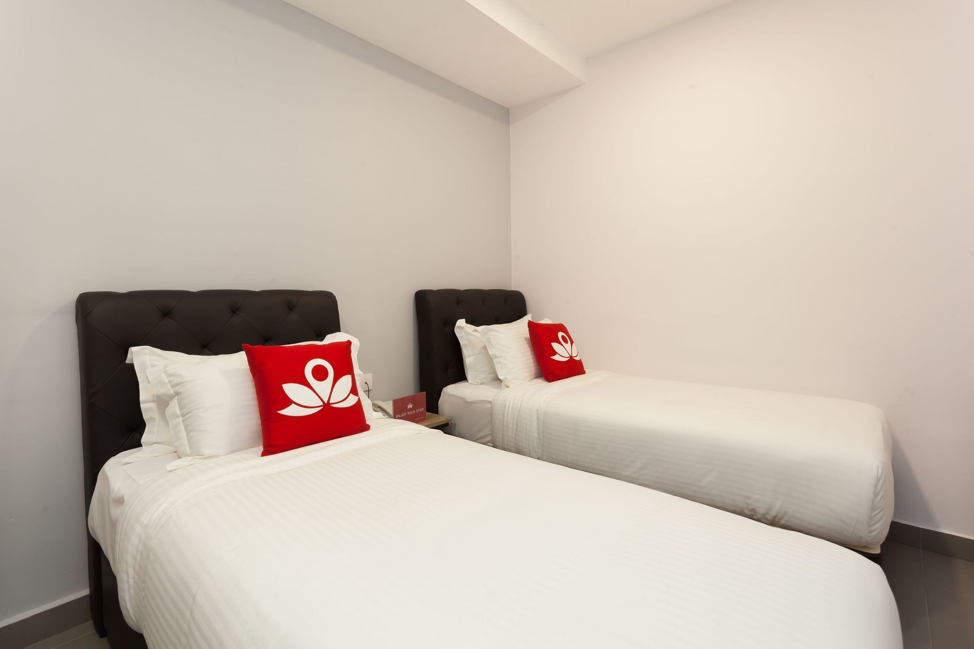 Zen Rooms Happy Garden Kuala Lumpur Exterior foto