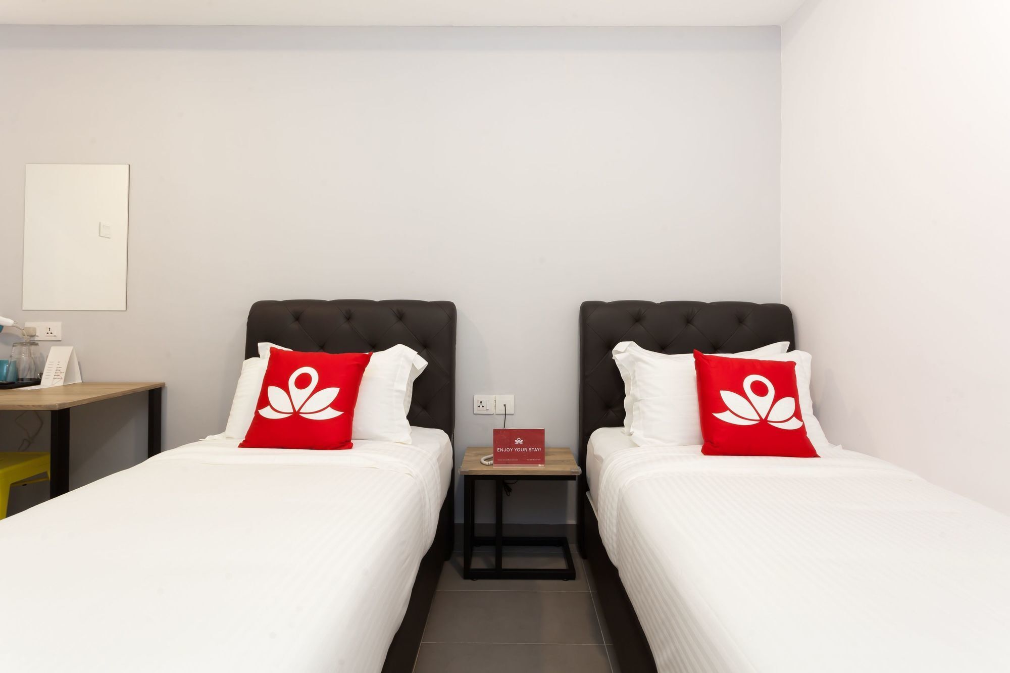 Zen Rooms Happy Garden Kuala Lumpur Exterior foto